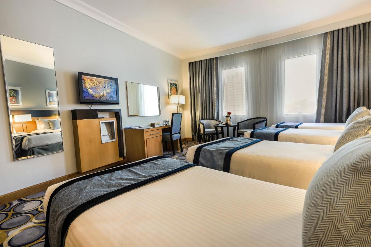 อีลาฟ ออล มาชาเออร์ โฮเต็ล มากกาห์ Hotel Mecca ภายนอก รูปภาพ A room at the hotel