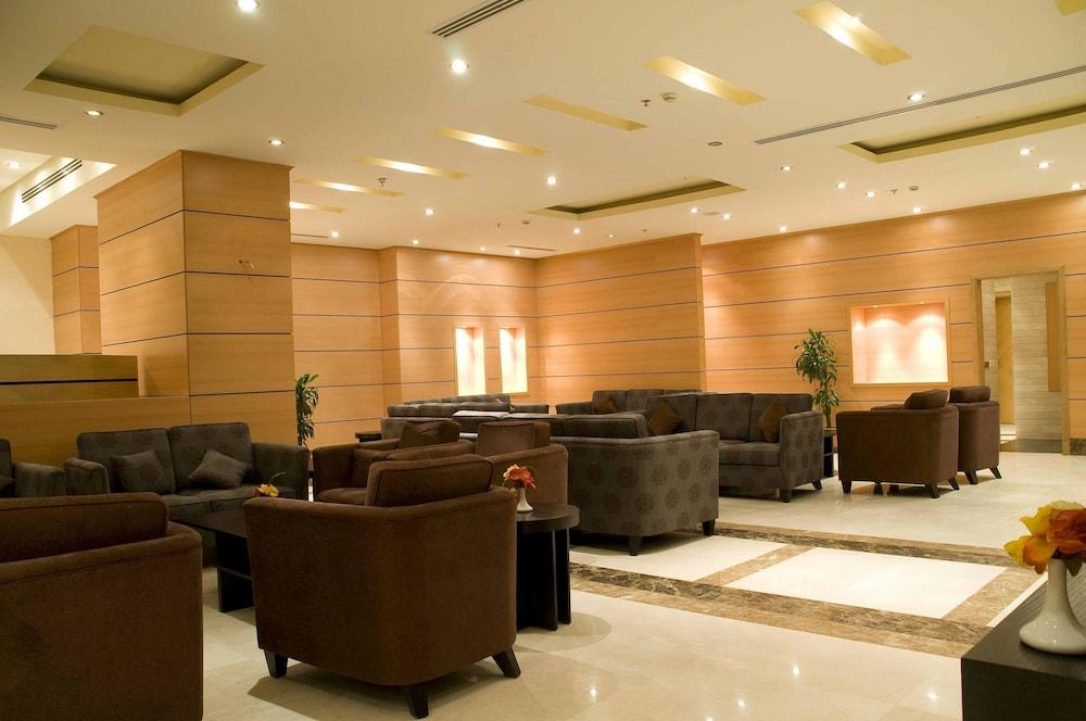 อีลาฟ ออล มาชาเออร์ โฮเต็ล มากกาห์ Hotel Mecca ภายนอก รูปภาพ Interior of a modern hotel