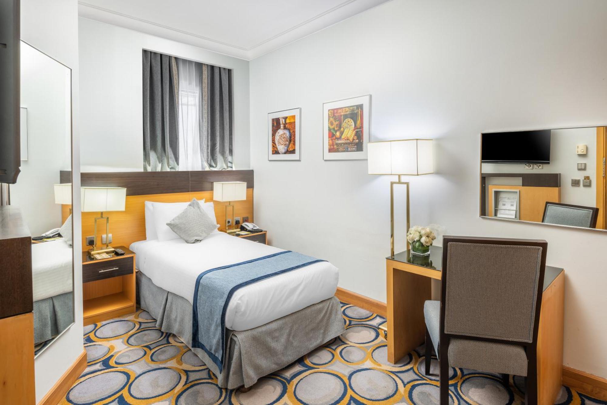 อีลาฟ ออล มาชาเออร์ โฮเต็ล มากกาห์ Hotel Mecca ภายนอก รูปภาพ A room at the hotel