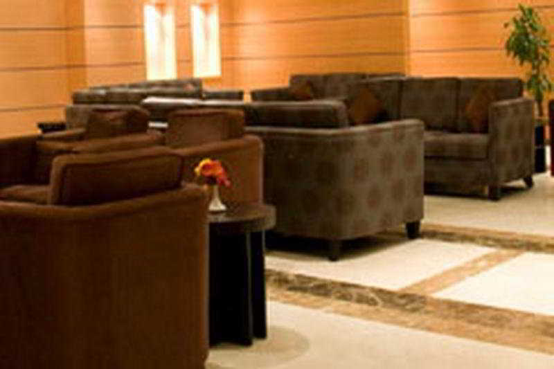 อีลาฟ ออล มาชาเออร์ โฮเต็ล มากกาห์ Hotel Mecca ภายนอก รูปภาพ Interior of a luxury hotel